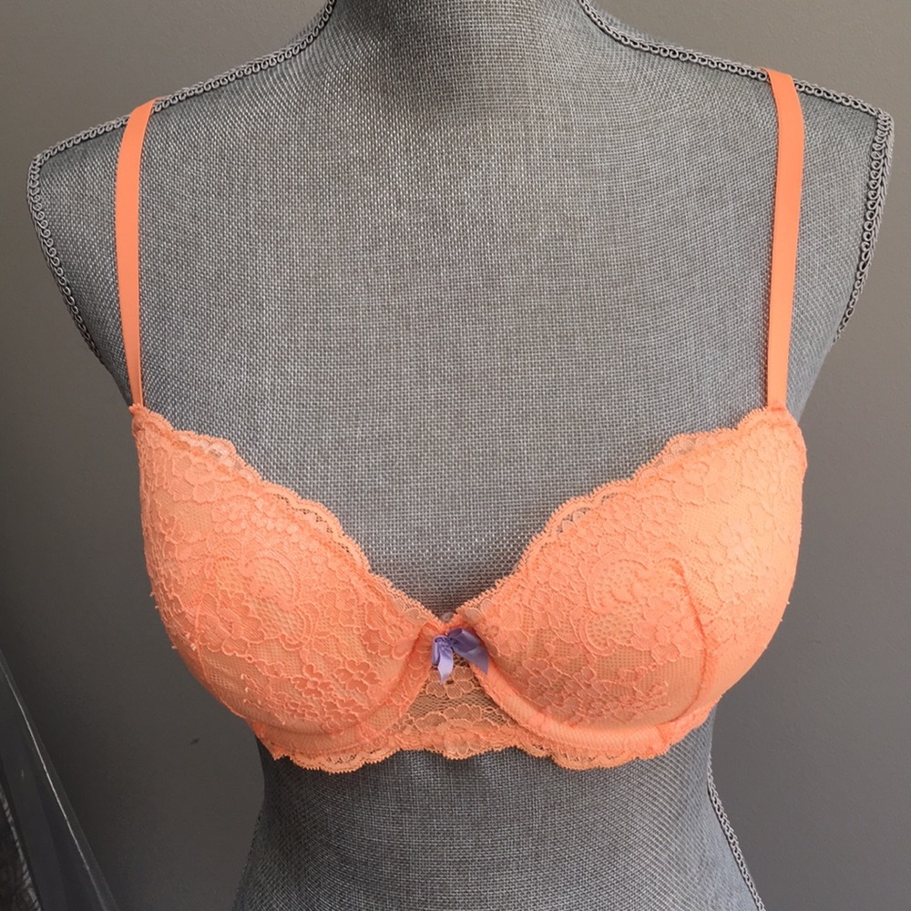 NEW with No Tags Lace Push up Bra